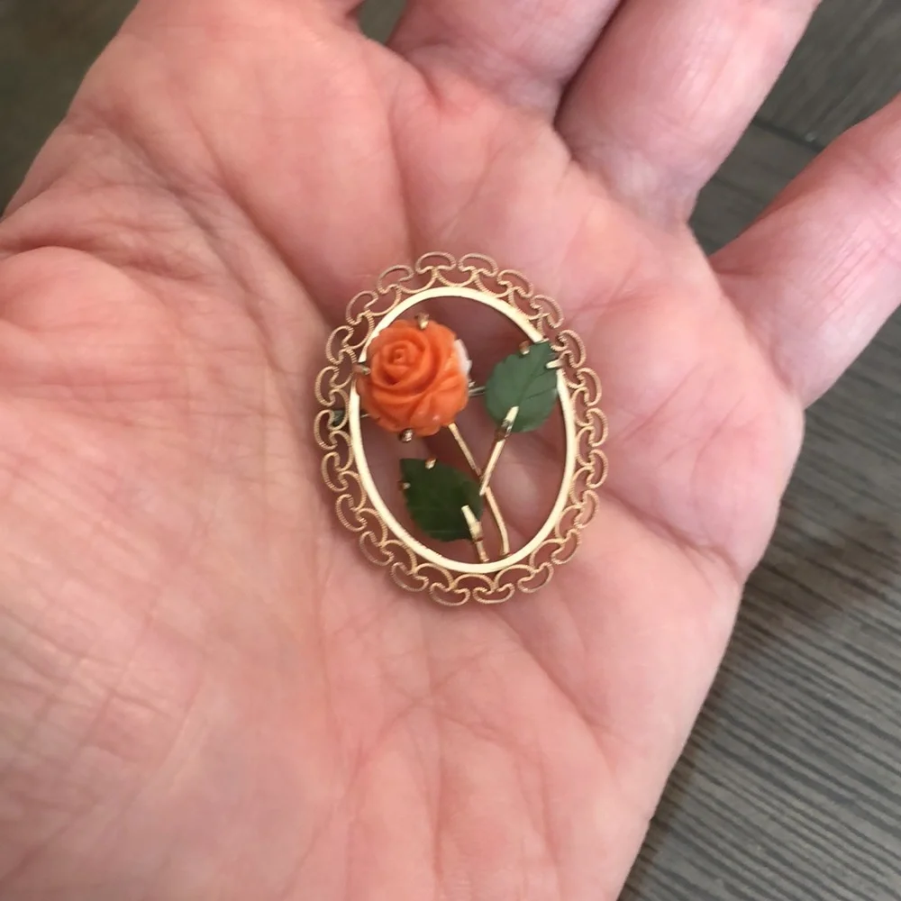 Vintage Gold Plated Coral Rose and Jade Leaves Pin